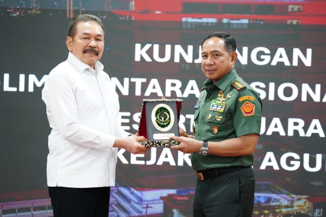 
 TNI dan Kejaksaan Agung RI Sinergikan Penegakan Hukum Koneksitas