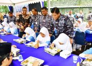DANLANTAMAL III JAKARTA HADIRI PENINJAUAN DAPUR UMUM DI BRIGIF 1 MARINIR CILANDAK DALAM RANGKA MENDUKUNG PROGRAM PEMERINTAH MAKAN BERGIZI GRATIS