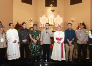 Pastikan Perayaan Natal Berlangsung Lancar, Wamendagri Bima Arya Tinjau Sejumlah Gereja di Bandung