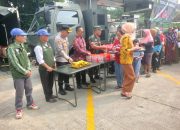 Kapolsek Bantar Gebang Hadiri Makan Bersama Warga Kurang Mampu dalam Rangka TNI AD Peduli