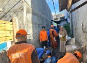 Babinsa Koramil 03/Senen Bersama Tiga Pilar Laksanakan Kerja Bakti Grebek Lumpur