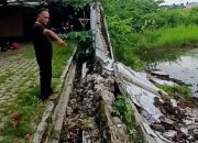 Ambruknya Tembok Pembatas Gedung Islamic Center Brebes