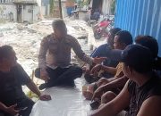 Kebersamaan Ngopi Kamtibmas Bersama Pengemudi Truk Untuk Colling System