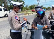Sebar Brosur Operasi Keselamatan Seulawah 2025, Satlantas Polres Aceh Timur Ajak Masyarakat Tertib Berlalulintas