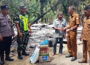 Polsek Peureulak Timur Bersama Muspika Serahkan Bantuan Tanggap Darurat Kepada Warga Korban Kebakaran