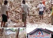 Gereja Pantekosta Sidomulyo, Lampung Selatan Roboh Akibat Hujan Beserta Angin Kencang