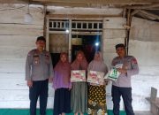 Semarak Ramadhan, Polres Way Kanan Berikan Tali Asih Kepada Anak Yatim di Ponpes Raudatusolihin 6