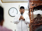 Wakil Walikota Prabumulih Isya dan Tarawih di Masjid Al Hikmah