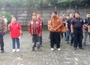 Wali Kota Bekasi Pimpin Upacara Harkitnas ke-117 dan Tinjau Pengerukan Sungai di Medan Satria