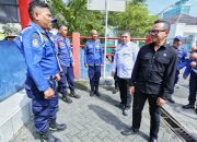 Kunjungi Damkarmat Kota Makassar, Wamendagri Bima Arya Apresiasi Kecepatan dan Responsivitas Layanan