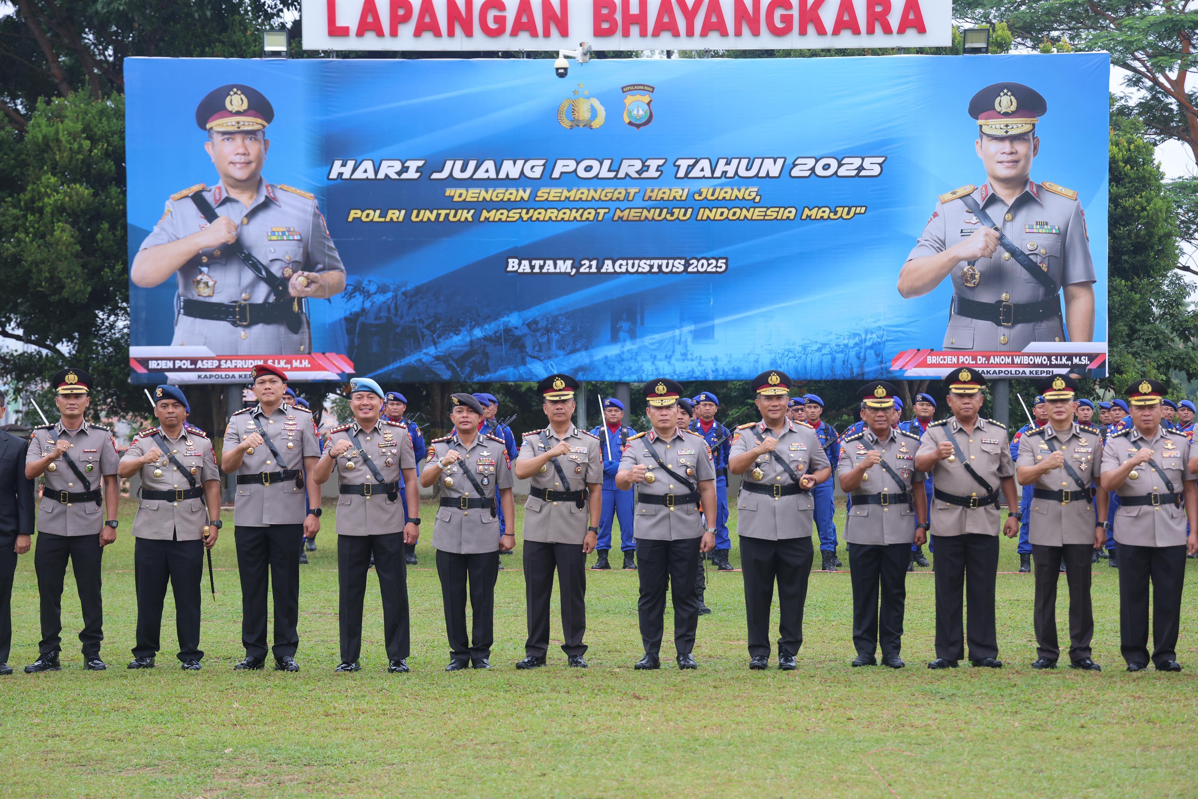 POLDA KEPRI GELAR UPACARA HARI JUANG POLRI 2025, KAPOLDA: SEMANGAT PENGABDIAN TANPA BATAS