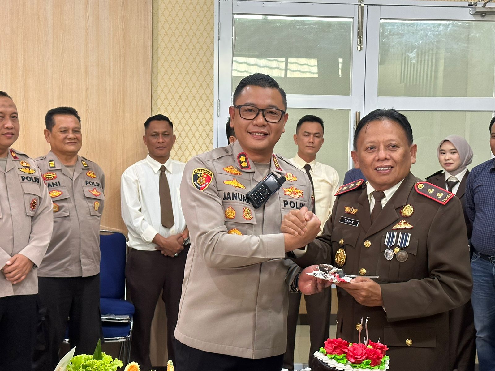 Kapolres Pagaralam Bersama Jajaran Sambangi Kejaksaan Negeri di HUT ke-80