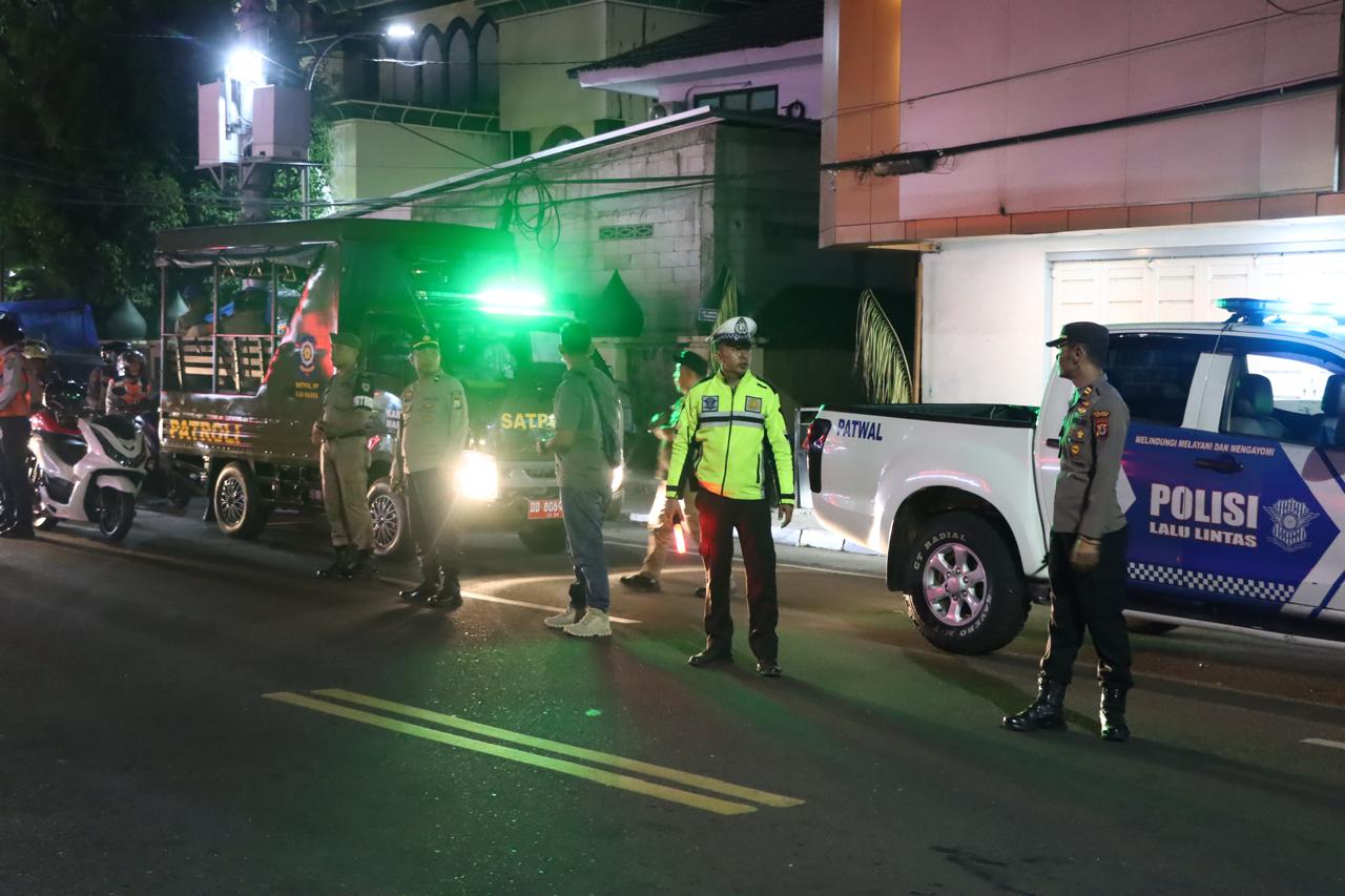Gelar Patroli Gabungan Skala Besar, Polres Maros Sasar Penyakit Masyarakat