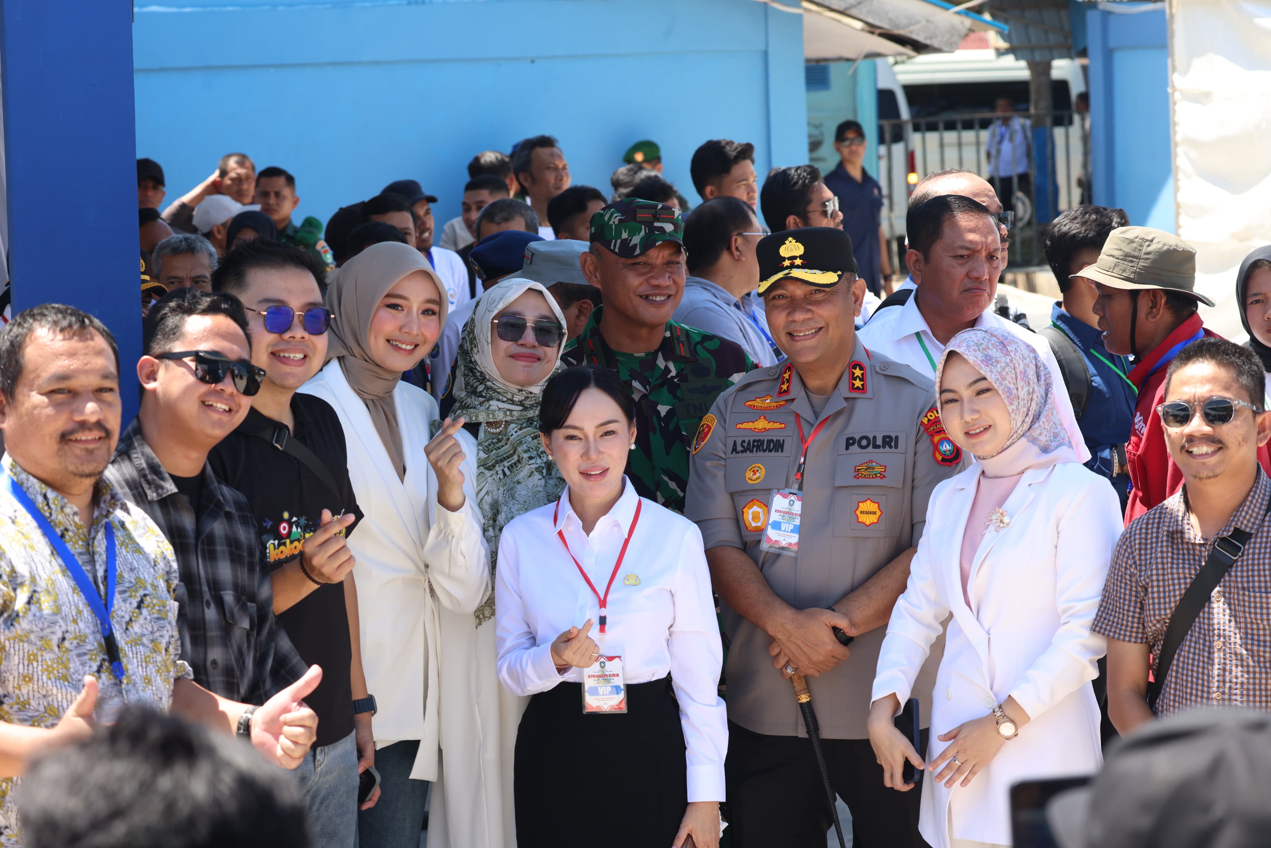 KAPOLDA KEPRI BERSAMA FORKOPIMDA PROVINSI KEPRI DAN KOTA BATAM TERIMA KUNJUNGAN KERJA WAKIL PRESIDEN RI KE BATAM