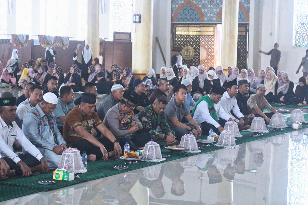 Dandim 1715/Yahukimo Ikuti Doa Bersama Peringatan Maulid Nabi Muhammad SAW 1447 H/2025 M dan Doa Bersama dalam Rangka HUT TNI Ke-80
