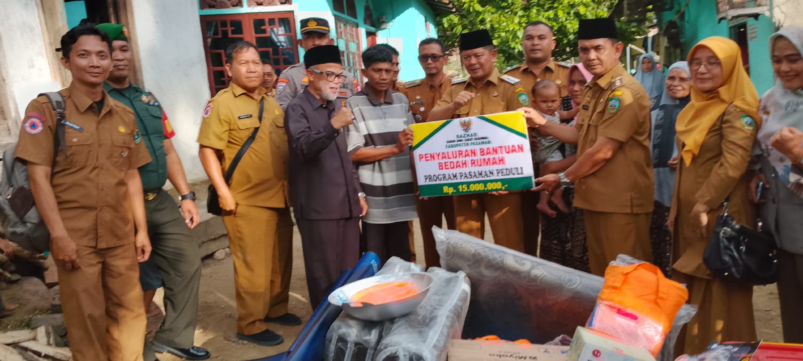 Program Pasaman Peduli BAZNAS Pasaman Kembali Salurkan Pada Korban Rumah Hanyut Mapun