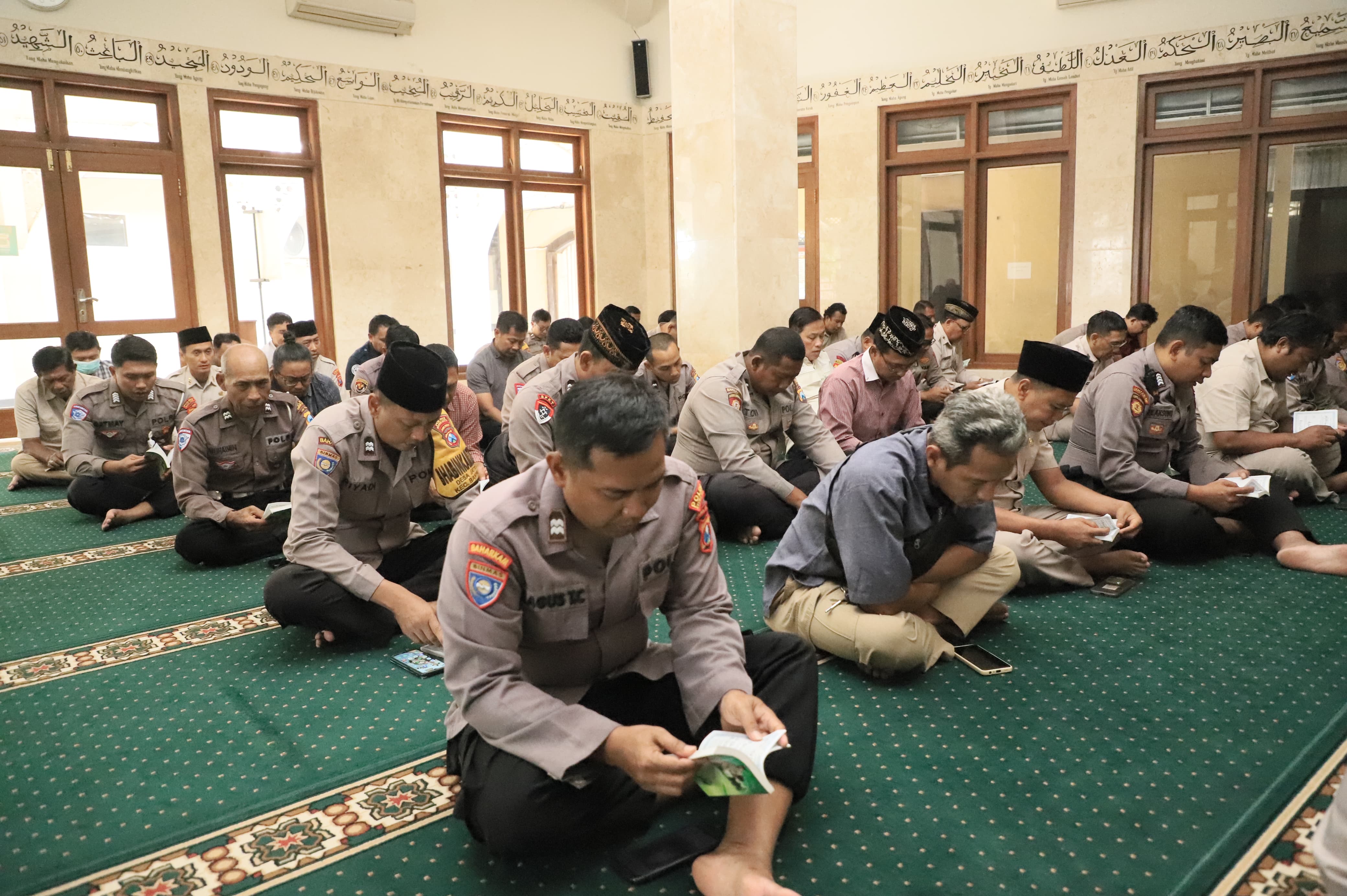 Lewat Program KAROMAH, Polres Kediri Kota Bentuk Personel yang Beriman, Tangguh, dan Humanis
