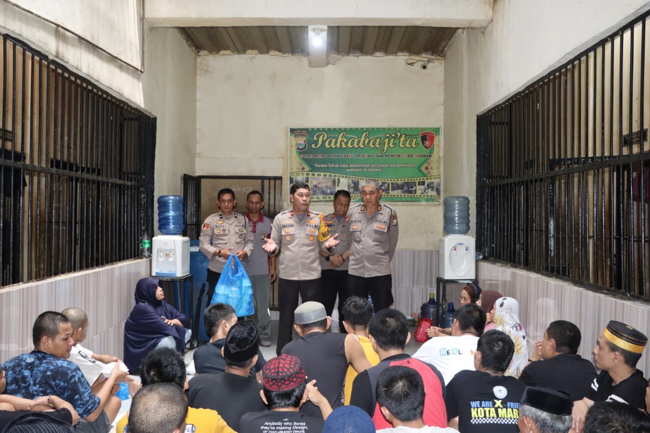 Wakapolres Maros Tinjau Kondisi Tahanan, Pastikan Pelayanan dan Pengawasan Berjalan Optimal