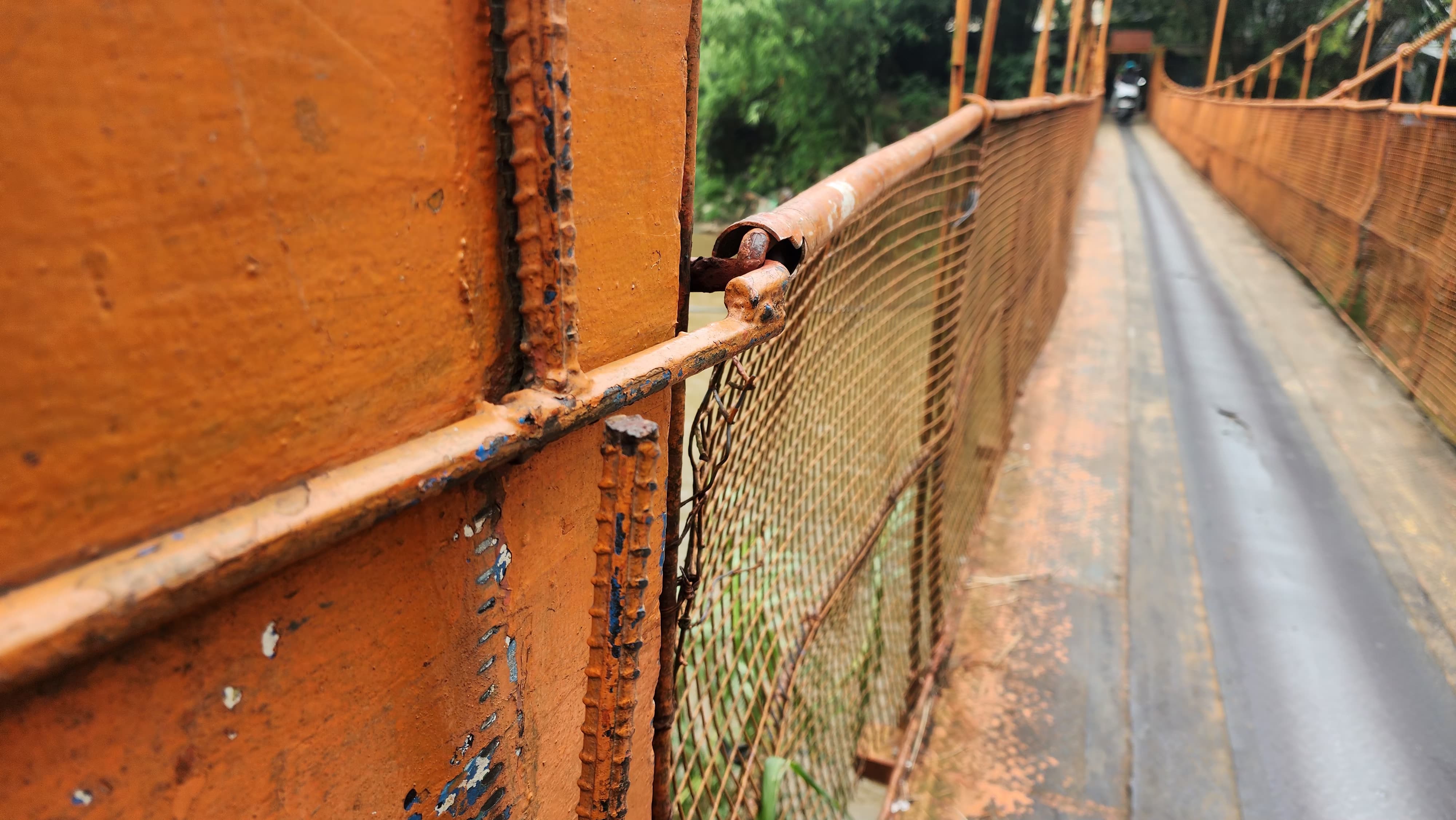 Kondisi yang khawatirkan jembatan saai ini.
