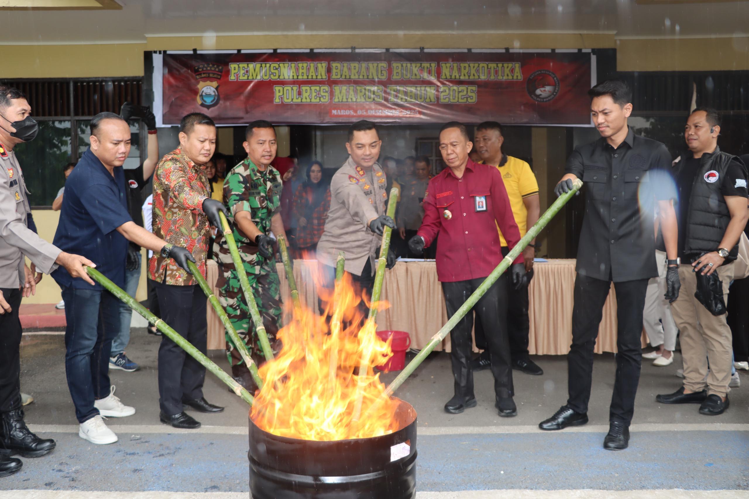 Polres Maros Musnahkan Ratusan Gram Narkotika Hasil Pengungkapan Kasus