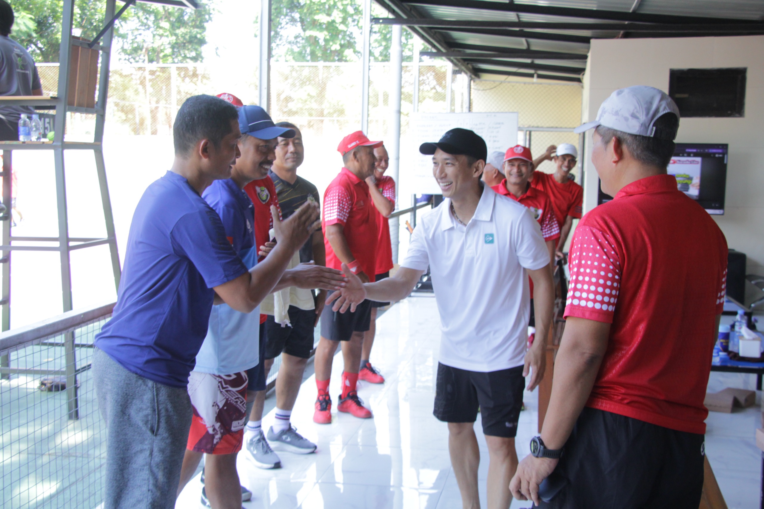 Pertandingan Persahabatan PTK dan Club Tenis Polres Kediri Kota, Perkuat Silaturahmi Lewat Olahraga