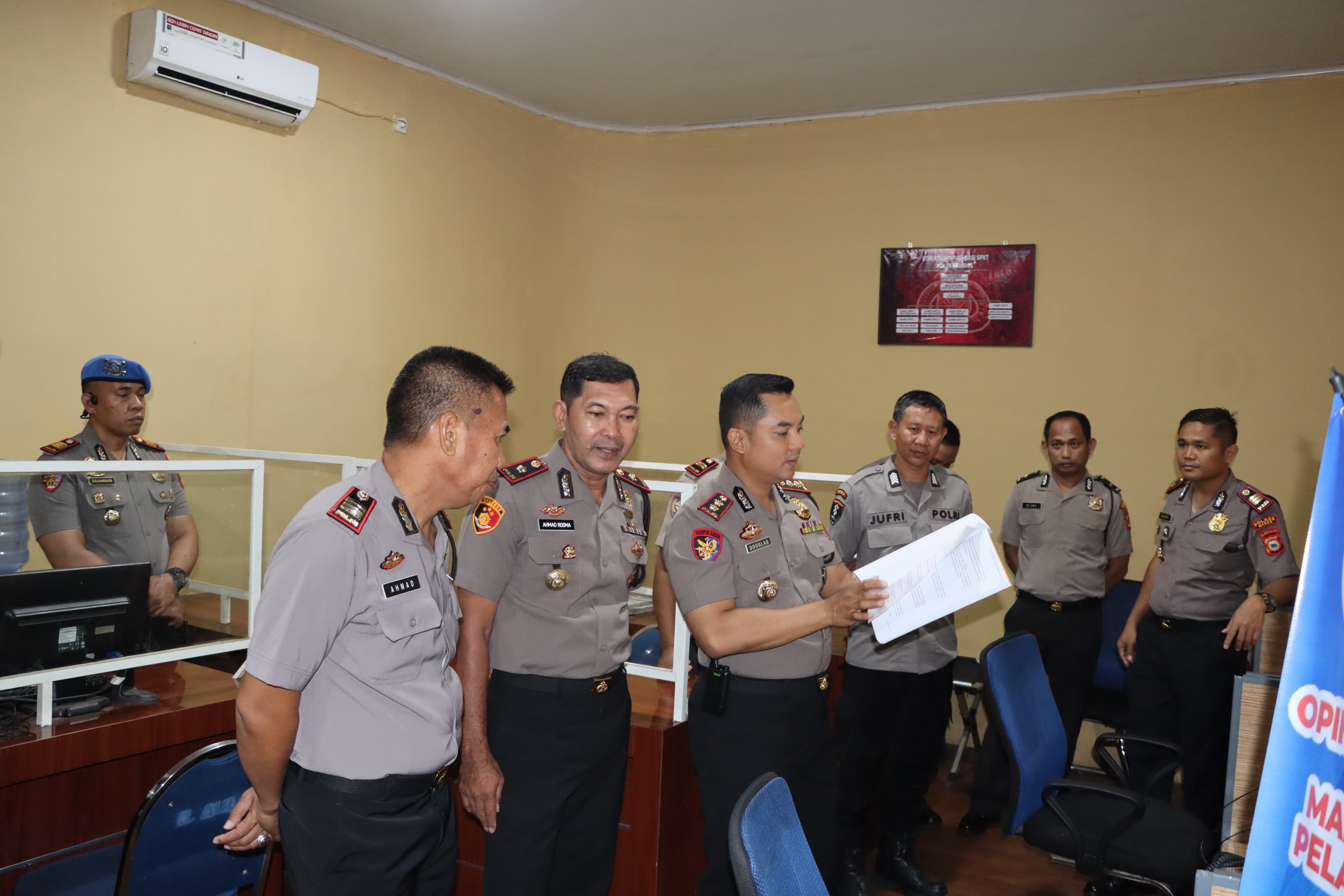 Pantau Langsung Pelayanan 110, Kapolres Maros Imbau Warga Melapor Jika Butuh Layanan Kepolisian