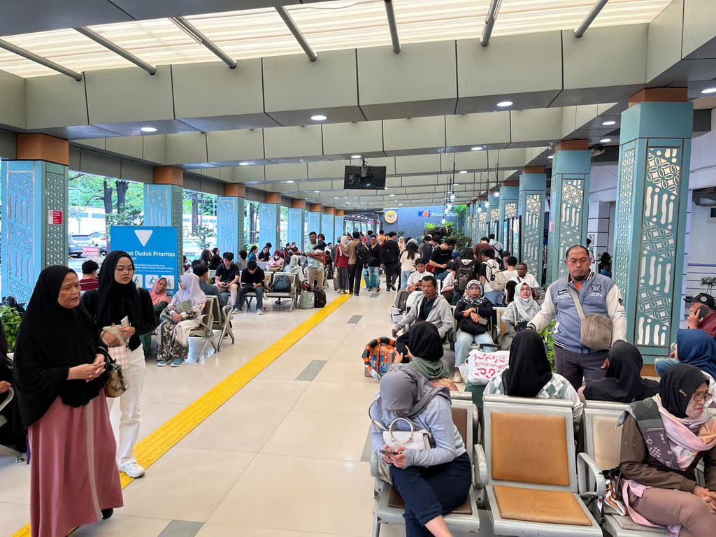 Banjir Teratasi, 72 Keberangkatan Kereta Api dari Daop 1 Jakarta Normal 100 Persen