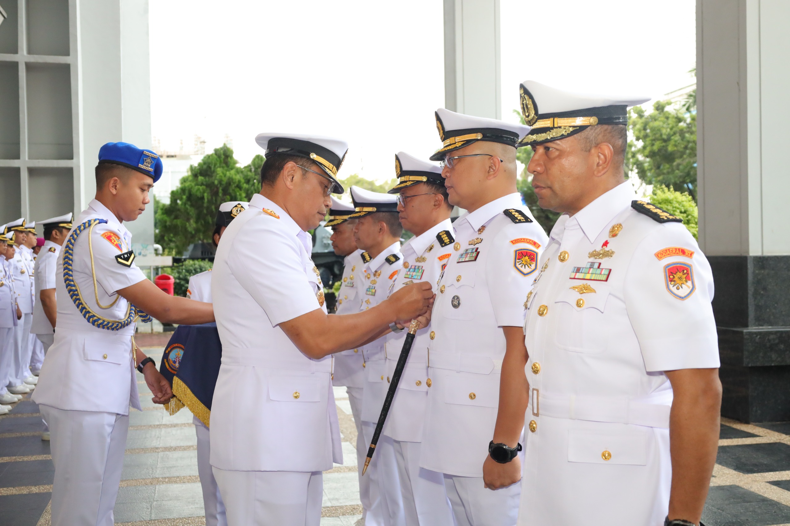 TINGKATKAN KINERJA ORGANISASI, DANKODAERAL III PIMPIN SERAH TERIMA JABATAN STRATEGIS