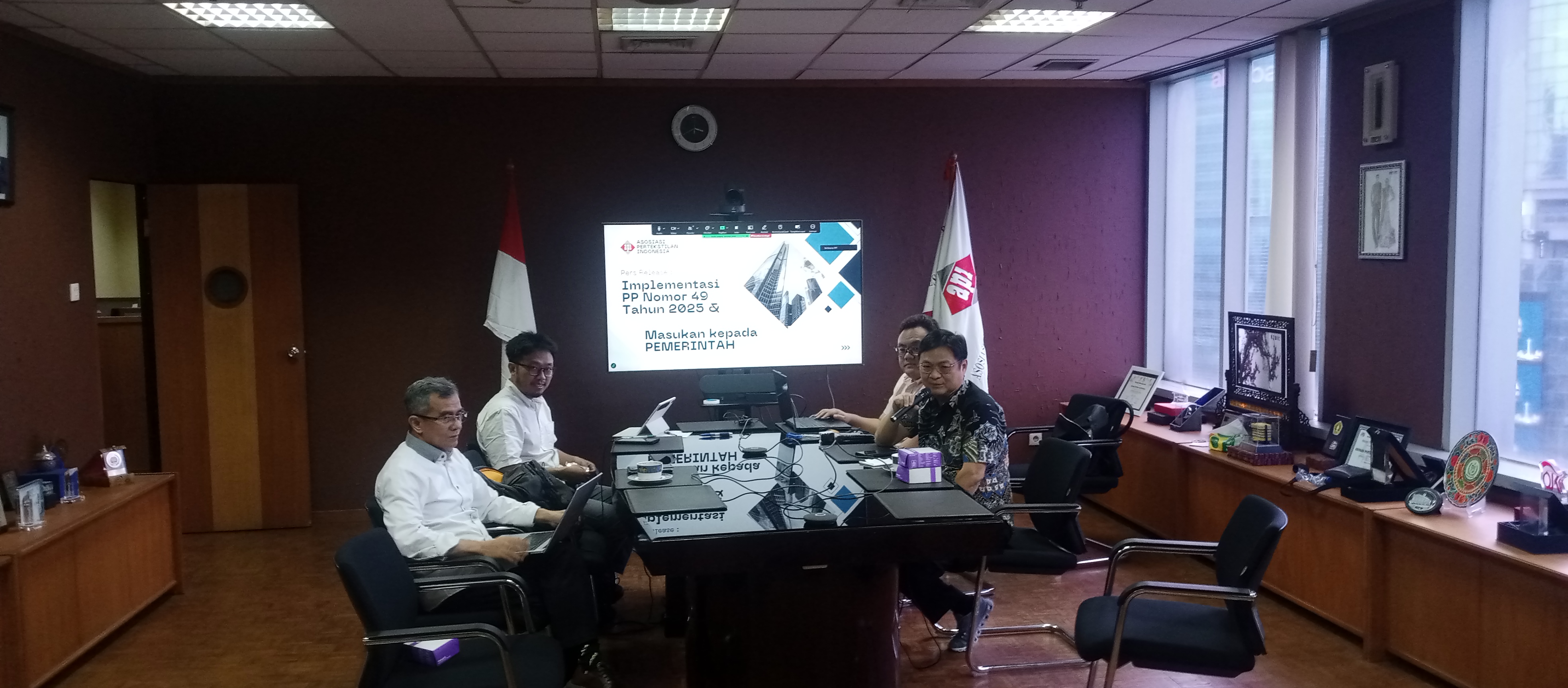 API Benar-Benar Memohon Agar Presiden Prabowo dan Menko Perekonomian Airlangga Turun Tangan Untuk Memasukkan Produk Tekstil Berbahan Baku Kapas US dan Mengklasifikasikan Rayon (Viscose)