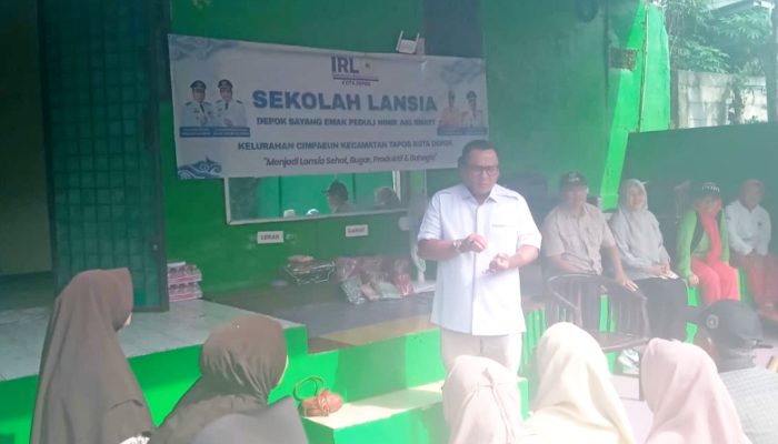 Program Sekolah Lansia Dapat Apresiasi dari Ketua Komisi B