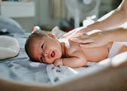 Kulit Sensitif pada Bayi: Penyebab, Ciri-ciri, dan Cara Perawatannya