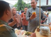 Jelang Berbuka Puasa, Wali Kota Bekasi Belanja Takjil Karya Siswa SLB Kembar Karya Pembangunan III