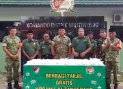 Koramil 01/Tgr Bagikan 150 Paket Takjil Untuk Pengguna Jalan