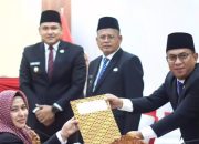 Wali Kota Sampaikan Jawaban Atas Tiga Raperda Pada Paripurna Ke-XV DPRD Prabumulih