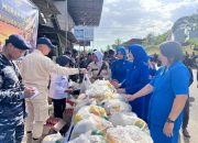 Lanal Dabo Singkep Gelar Bazar Ramadhan Murah dan Bagikan Takjil Kepada Masyarakat