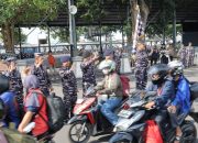Jelang Hari Raya Idul Fitri, Mudik Gratis Bersama TNI AL Tiba di Dermaga Surabaya