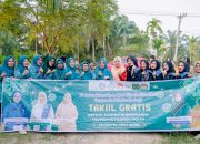 Di Tengah Luka Banjir, BKMT Aceh Timur Hadir Bawa Takjil dan Harapan.