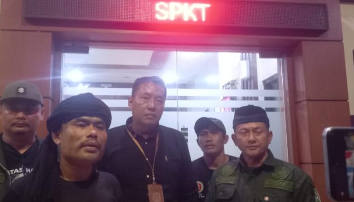 Ketua Organisasi Prabu Peduli Lingkungan Resmi Laporkan Sebuah Akun TikTok ke Polres Metro Bekasi