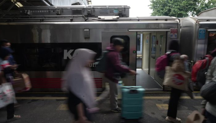 KAI Daop 2 Bandung Catat Okupansi Angkutan Lebaran 2026 Melebihi 1% dari Program, Meningkat 5% dari Tahun Lalu, dengan Relasi Favorit Didominasi Tujuan Jakarta dan Jawa Tengah