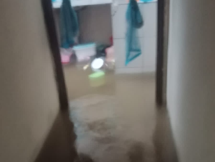 Penampakan Banjir di salah satu Rumah Warga Jl. Kincir Air Rt 03/02 Kelurahan Bojong Baru Kecamatan Bojong Gede Kabupaten Bogor (Foto: Yudi Bahtiar / Starindonews.com)