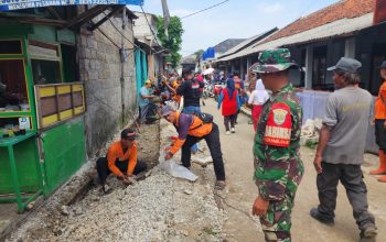 Kegiatan Normalisasi Drainase Jl Kincir Bojongbaru Bojonggede, Kabupaten Bogor Jawa Barat (Foto: Yudi Bahtiar/Starindonews.com)